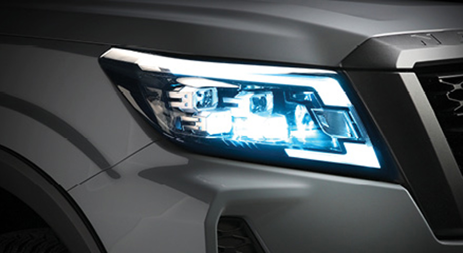 ILLUMINER N'IMPORTE QUEL TERRAIN-Vehicule Feature Image
